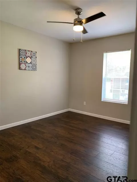 806 Maple St, Commerce, TX 75428 photo 15