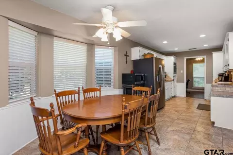 3210 Restview, Longview, TX 75604 photo 12