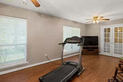 3210 Restview, Longview, TX 75604 photo 9