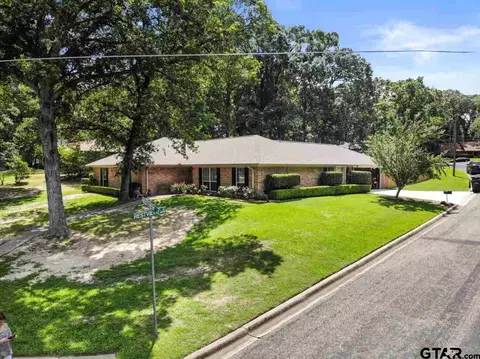 3210 Restview, Longview, TX 75604 photo 4