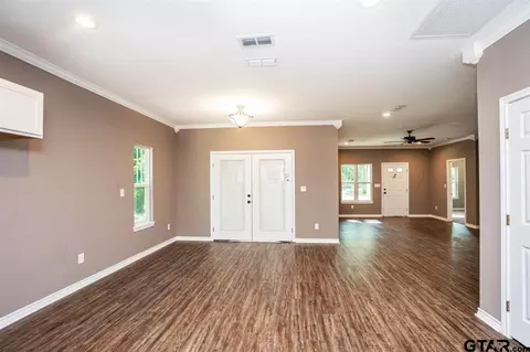 1900 Buccaneer Dr, Longview, TX 75604 photo 9