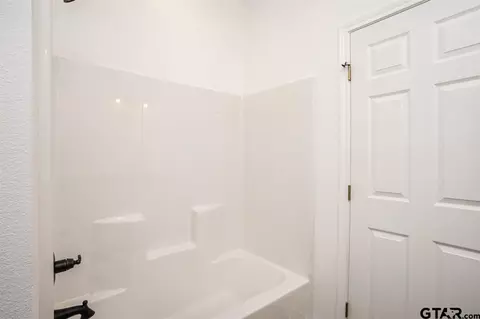1900 Buccaneer Dr, Longview, TX 75604 photo 15