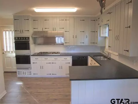 1209 E Dulse, Tyler, TX 75701 photo 17