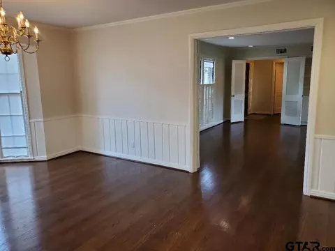 1209 E Dulse, Tyler, TX 75701 photo 12