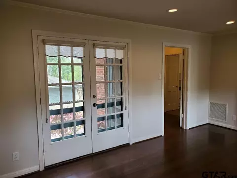 1209 E Dulse, Tyler, TX 75701 photo 10