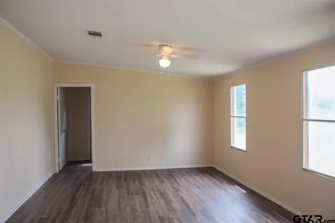 271 Ave E, Point, TX 75472 photo 9