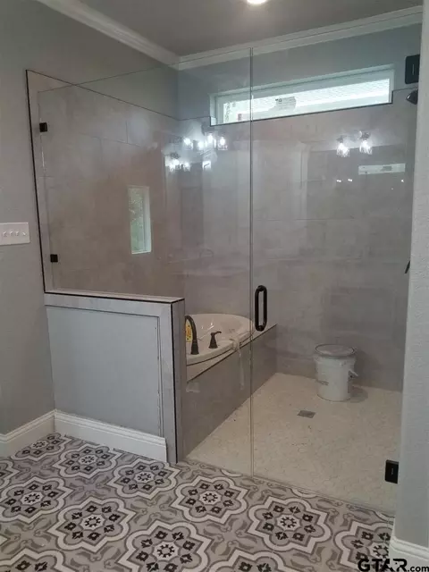 108 Stuart, Arp, TX 75750 photo 4