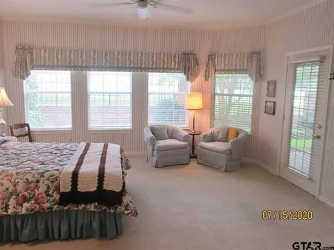 1411 Hollytree Pl, Tyler, TX 75703 photo 16
