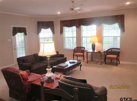 1411 Hollytree Pl, Tyler, TX 75703 photo 7