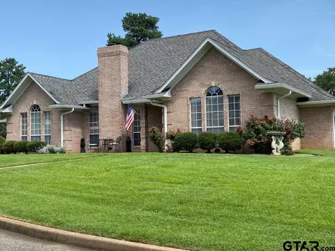 3223 Lopez Ct, Longview, TX 75605 photo 1