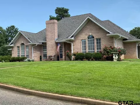 3223 Lopez Ct, Longview, TX 75605 photo 2