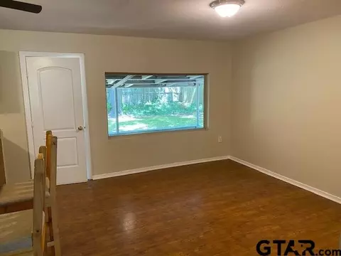 1417 Ruth, Longview, TX 75601 photo 4