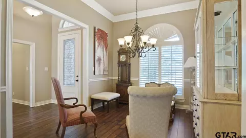 400 Ithaca Dr, Longview, TX 75604 photo 9