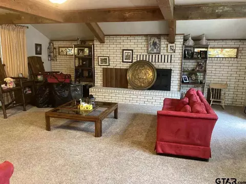1819 Spring Hill Rd, Longview, TX 75605 photo 2