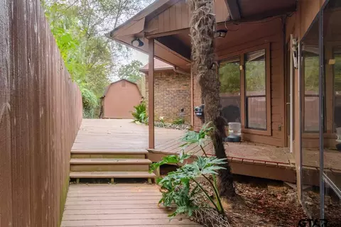 401 E Pirate St, Longview, TX 75604 photo 32