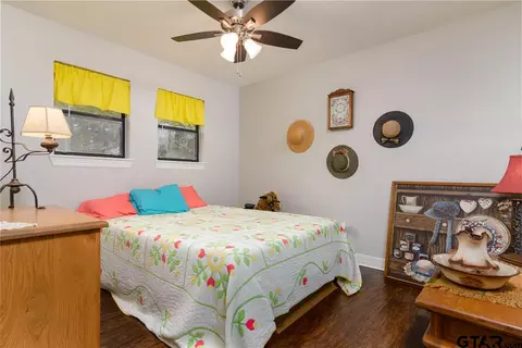 401 E Pirate St, Longview, TX 75604 photo 27