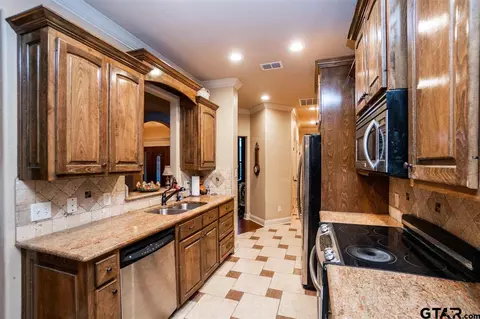 10642 S Interstate 20 E, Waskom, TX 75692 photo 15