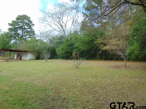 1010 Kickapoo, Jacksonville, TX 75766 photo 17
