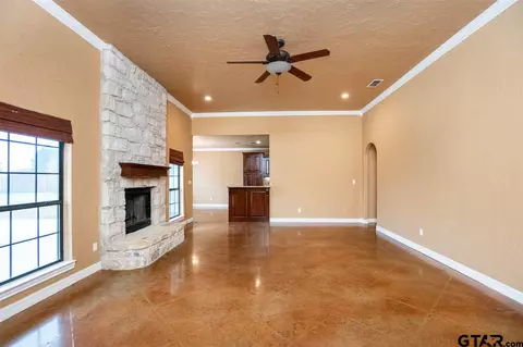 331 Rabbit Run Trl, Longview, TX 75603 photo 4