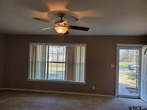 303 Pace, Naples, TX 75568 photo 6
