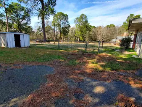 303 Pace, Naples, TX 75568 photo 14