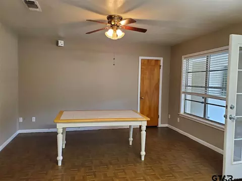 303 Pace, Naples, TX 75568 photo 5