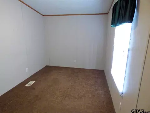 101 E State St, Omaha, TX 75571 photo 22