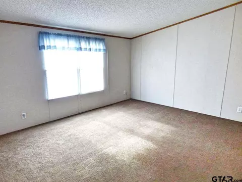 101 E State St, Omaha, TX 75571 photo 25