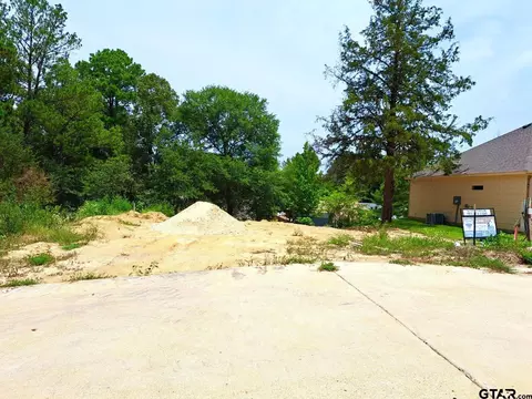 14103 Donna Dr, Brownsboro, TX 75756
