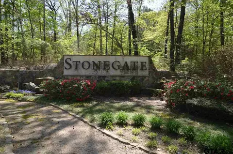 1915 1925 Stonegate Blvd, Tyler, TX 75703 photo 1