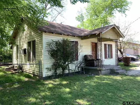 108 E Avalon, Longview, TX 75602 photo 1