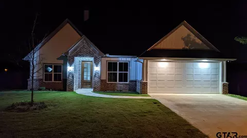 111 Stuart St, Arp, TX 75750 photo 2