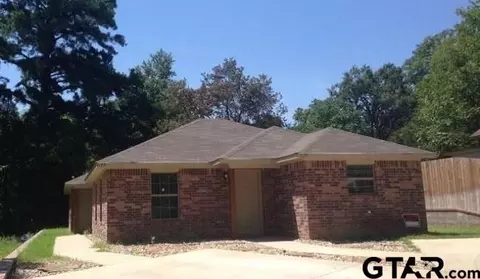 1127 E Travis, Tyler, TX 75701 photo 1