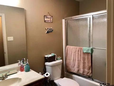 1127 E Travis, Tyler, TX 75701 photo 8