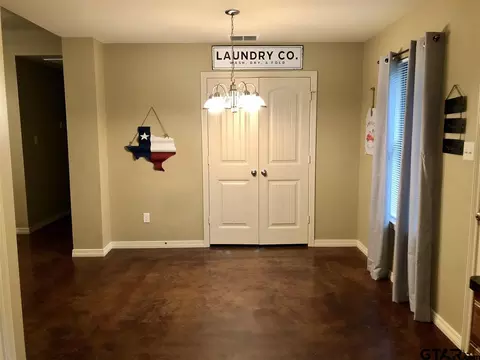 1127 E Travis, Tyler, TX 75701 photo 6