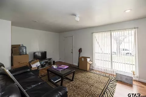 2100 E Devine St, Tyler, TX 75701 photo 7