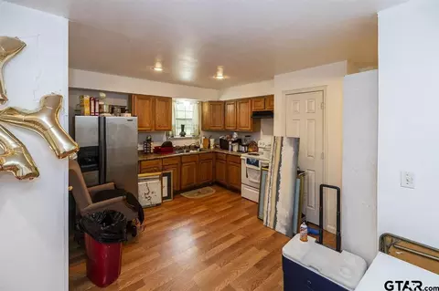 2100 E Devine St, Tyler, TX 75701 photo 9