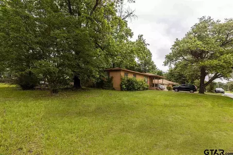 2100 E Devine St, Tyler, TX 75701 photo 2