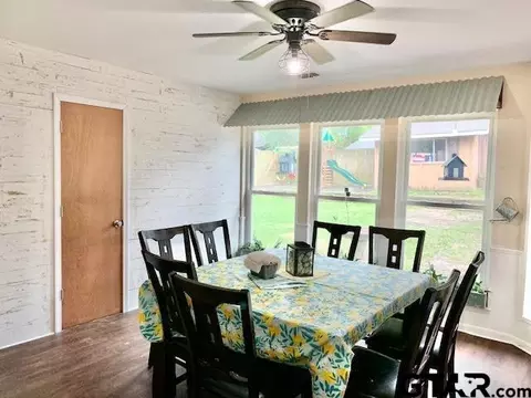 2425 E Devine St, Tyler, TX 75701 photo 14