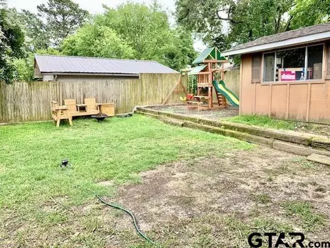 2425 E Devine St, Tyler, TX 75701 photo 31
