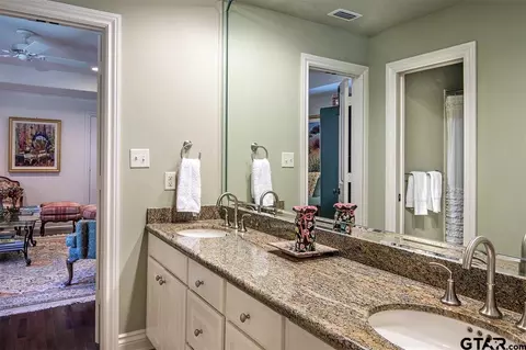 12 Thorntree, Longview, TX 75601 photo 21