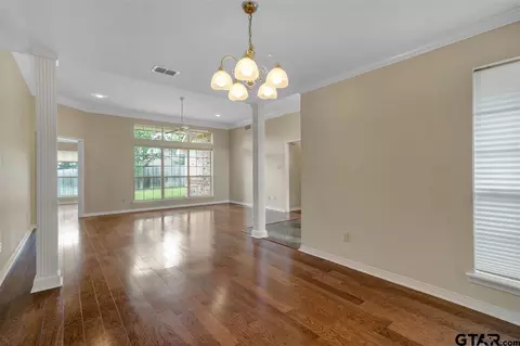 103 Brookside Cir, Longview, TX 75604 photo 5