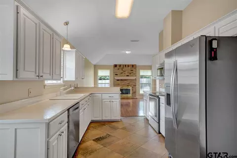 103 Brookside Cir, Longview, TX 75604 photo 14