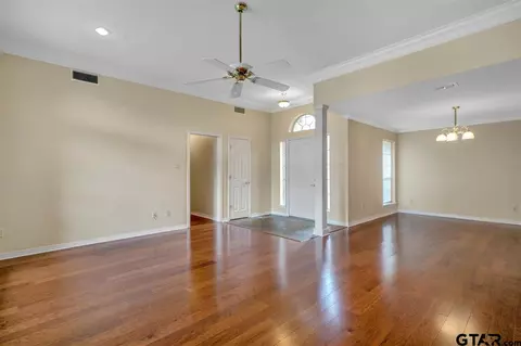 103 Brookside Cir, Longview, TX 75604 photo 7