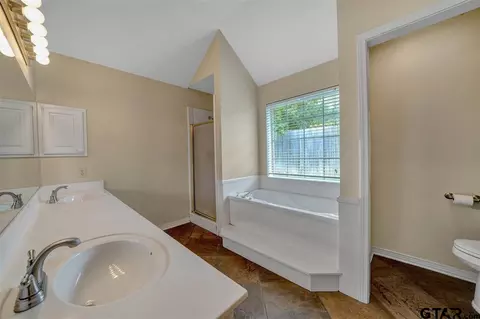 103 Brookside Cir, Longview, TX 75604 photo 20