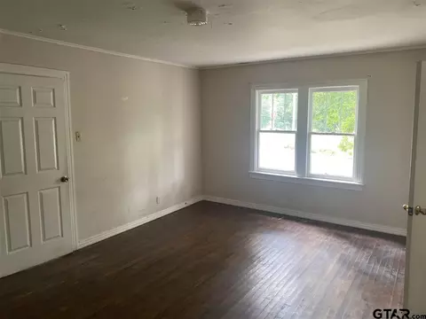 302 Queen, Tyler, TX 75702 photo 3