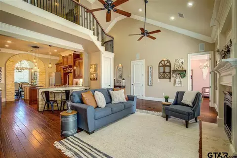 1845 E Fm 1567, Como, TX 75431 photo 5