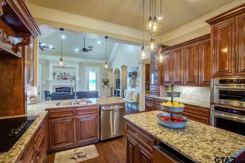 1845 E Fm 1567, Como, TX 75431 photo 9