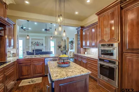 1845 E Fm 1567, Como, TX 75431 photo 8
