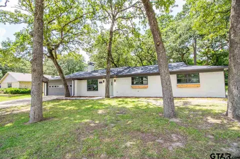 404 Hideaway Ln E, Hideaway, TX 75771 photo 2